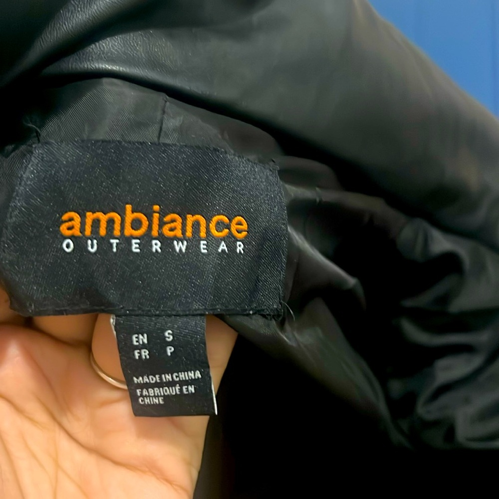 Bomber jacket